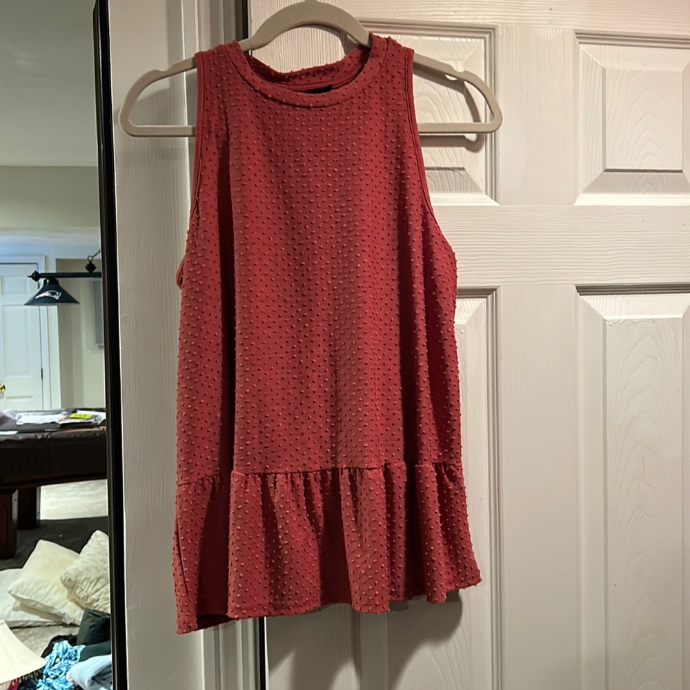 Pink textured top